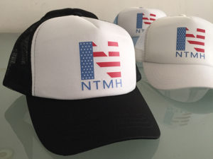 casquettes-personnalisees-realisations-agence-communication-marseille-jones-and-co